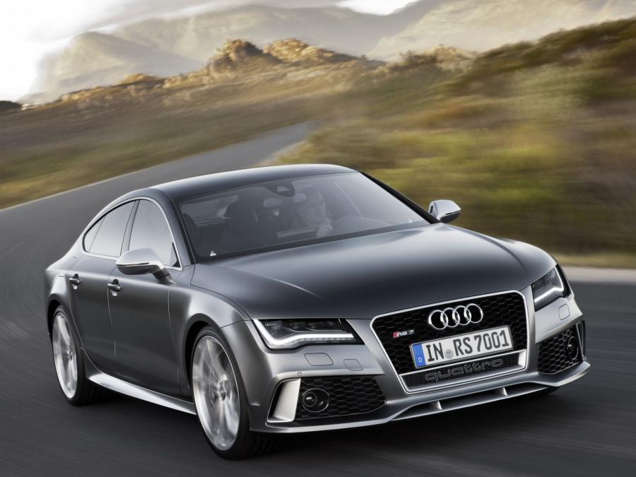  Audi RS7 Sportback 2013 года  (WW) (фото 4 из 32)